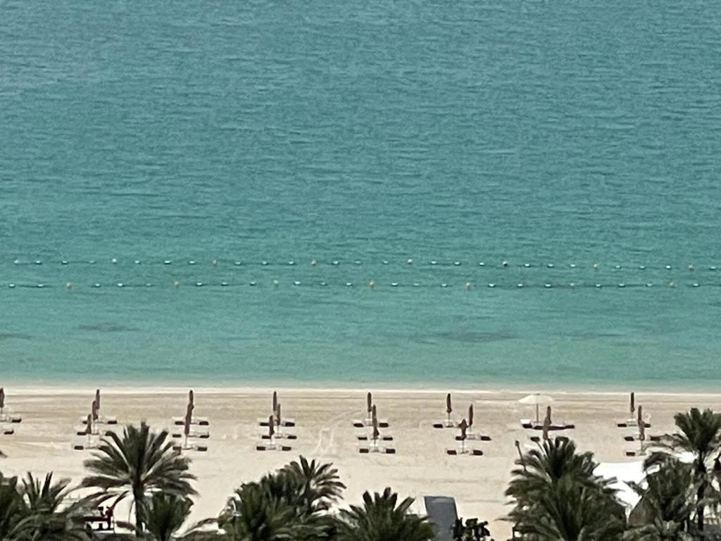 Cornish See View * Abu Dhabi