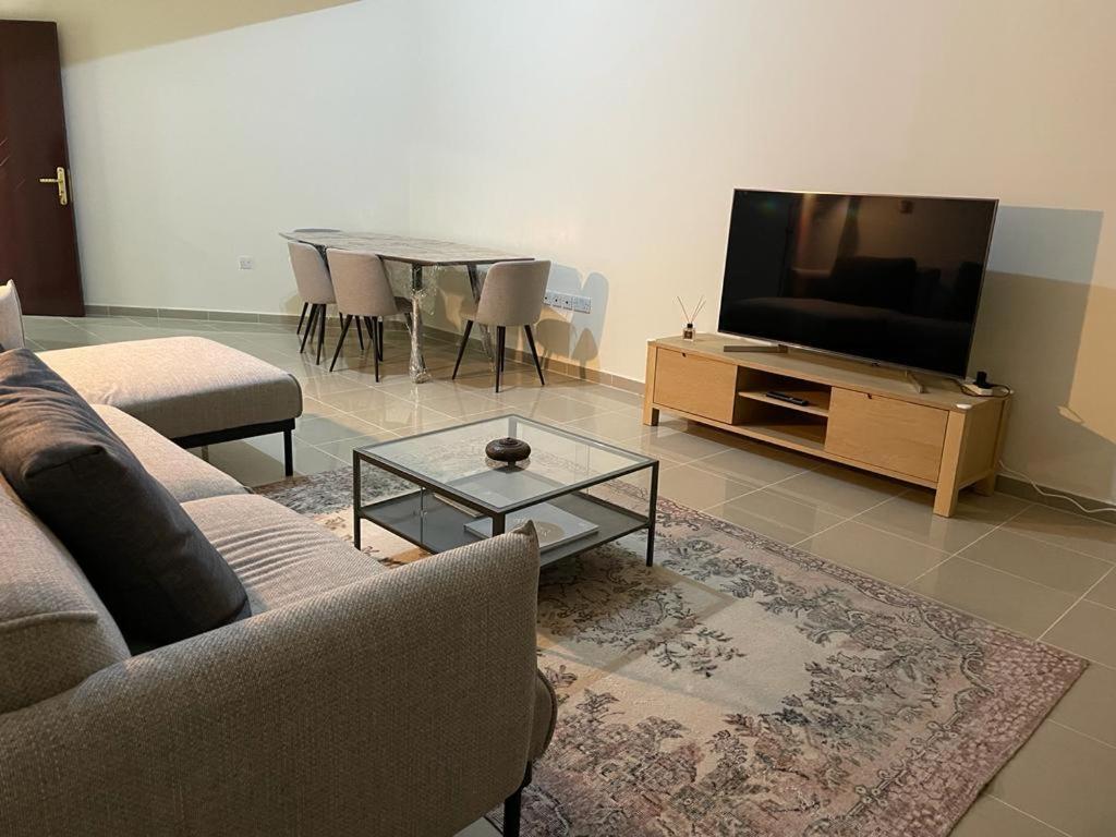 Cornish See View Apartment *